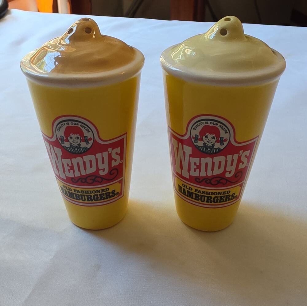 Wendy's Salt & Pepper Shaker Set Chocolate & Vanilla Frosty